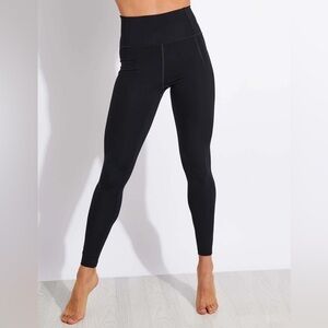 The Girlfriend Collective compressive high waisted leggings in black
